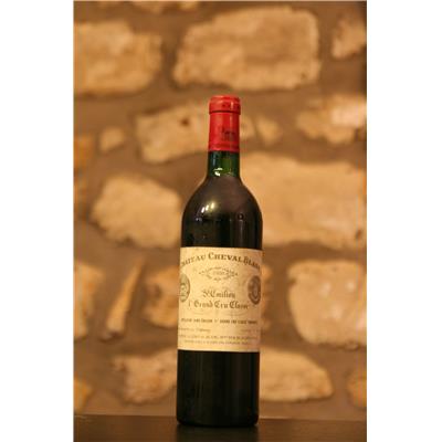 Vin rouge, St Emilion grand Cru, Château cheval blanc 1980